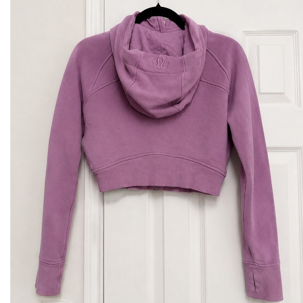 Lululemon Scuba Full Zip Cropped Hoodie Size 4 Purple Thumbholes Pocketless - Picture 3 of 5